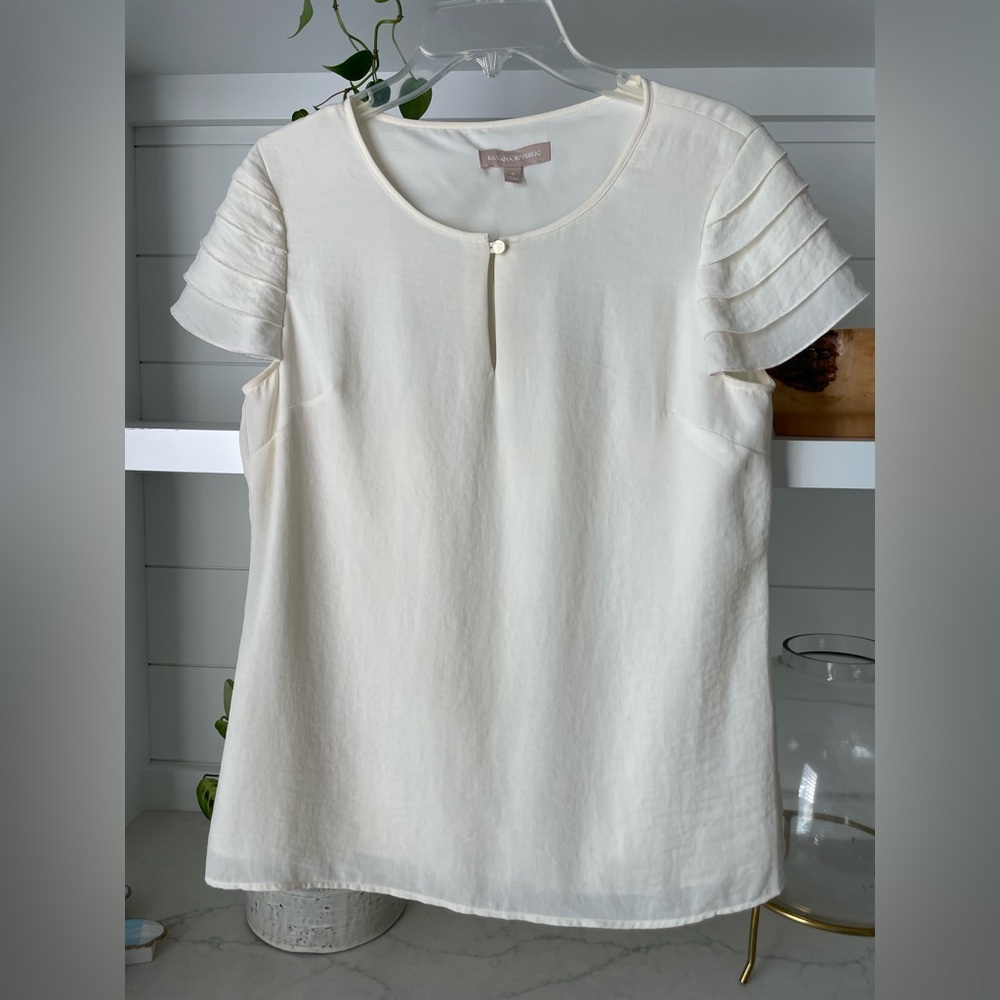 Banana republic women’s blouse